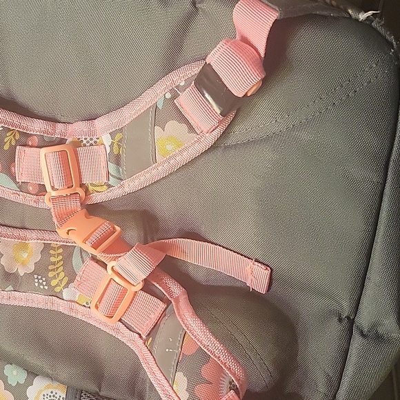 Crckt Kids' 16.5" Backpack with Comfort Padding, Reinforced Base - Grey Floral. - Picture 8 of 8